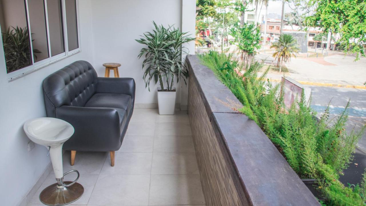 Blh Business Loft Hotel Bucaramanga Exteriör bild